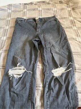 Universal Thread Women's Distressed Charcoal Straight Leg Jeans